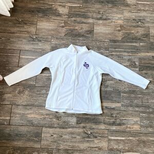 White zip up sweatshirt